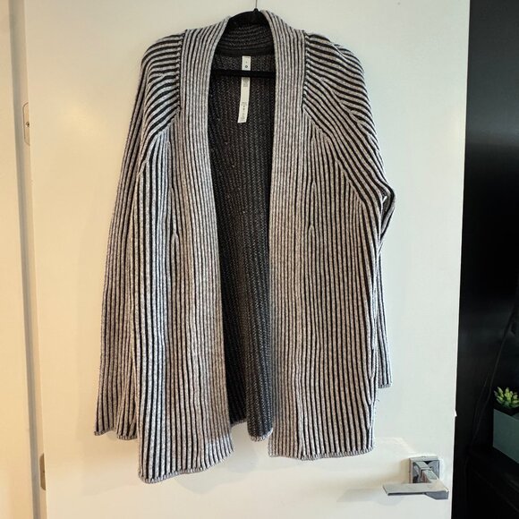 lululemon Cotton-Cashmere Blend Sweater Wrap Grey/ white Size 8 - Picture 4 of 8